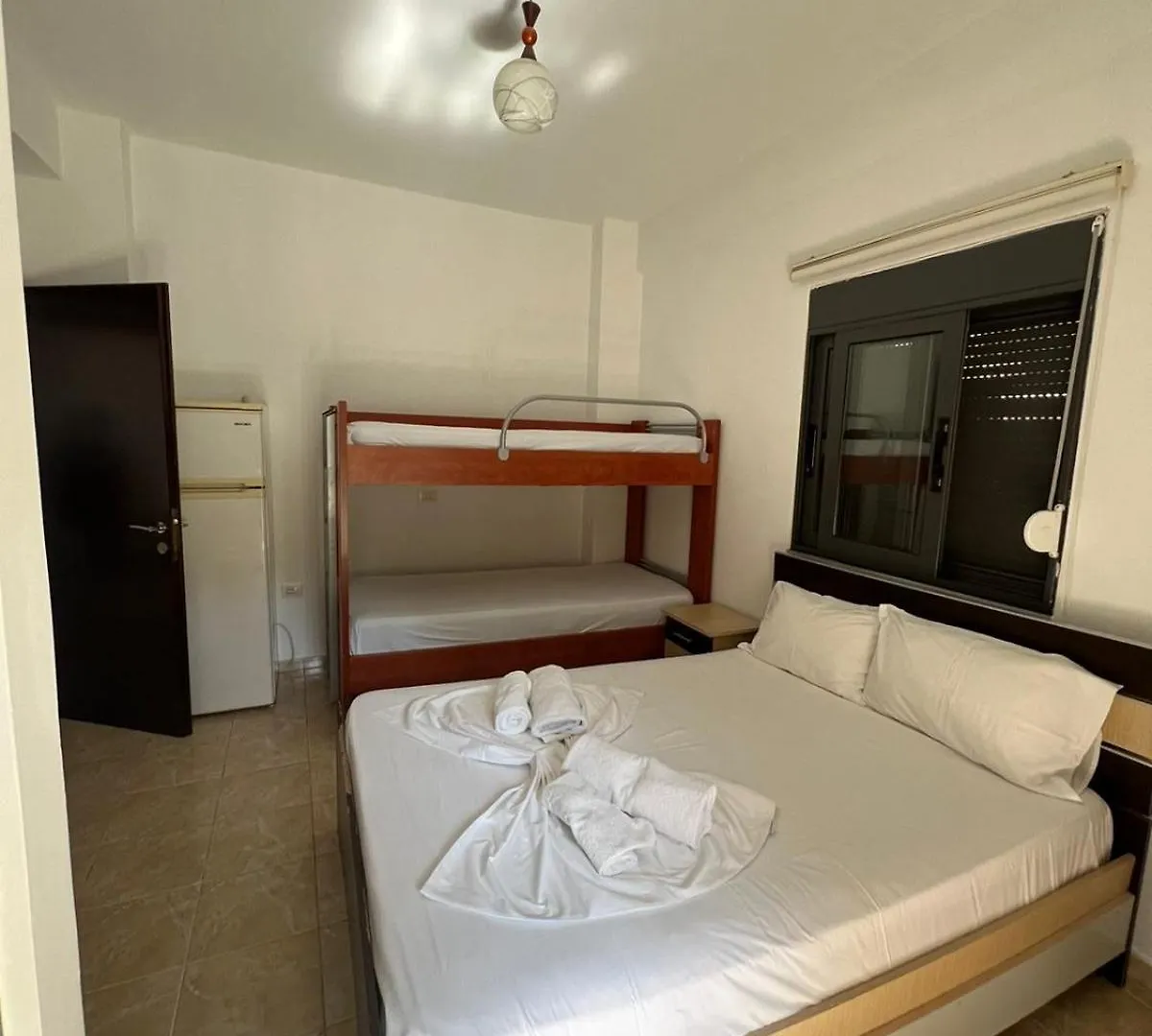 Orion Rooms Ksamil Habitación en casa particular